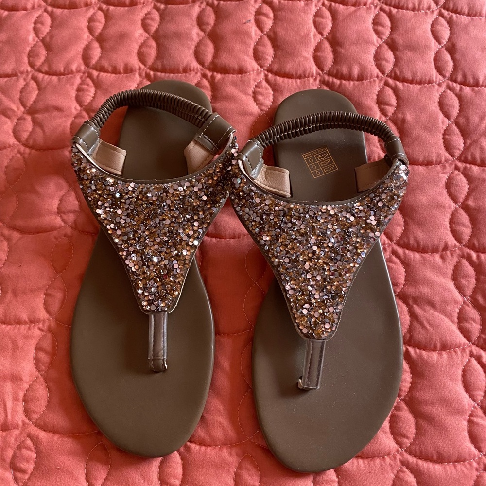 8.5 Women’s Sandals Brown Sequins, worn twice